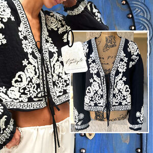 Free People Cropped Black Quilted White Embroidery Cotton Bali Mabel Jacket Sz L